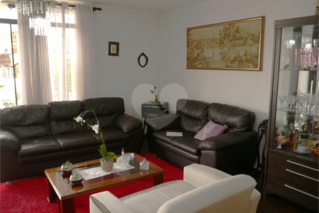 Casa à venda com 3 suítes em MORUMBI, São Paulo, SP