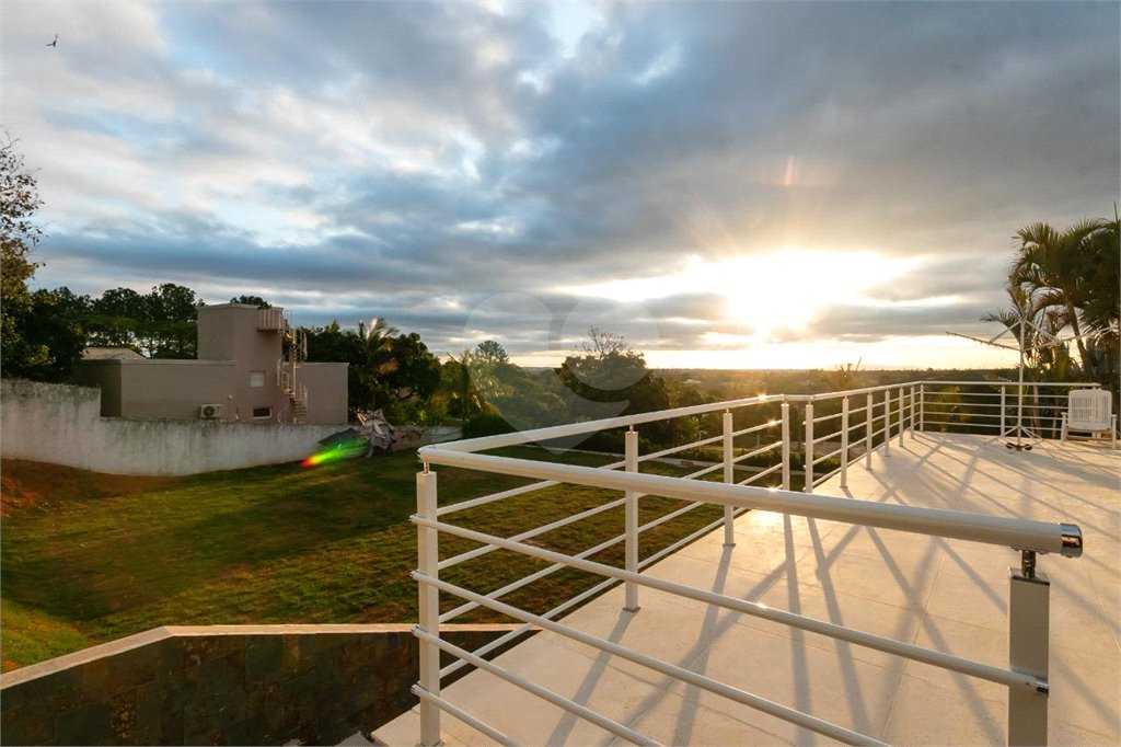 Casa à venda com 6 quartos, sendo 5 suítes,  no condomínio Village Castelo, Itu - SP
