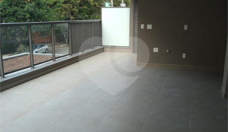 Apartamento à venda com 4 suítes em Campo Belo, São Paulo, SP