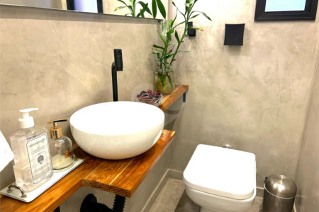 Apartamento à venda com 3 suítes em Campo Belo, São Paulo, SP