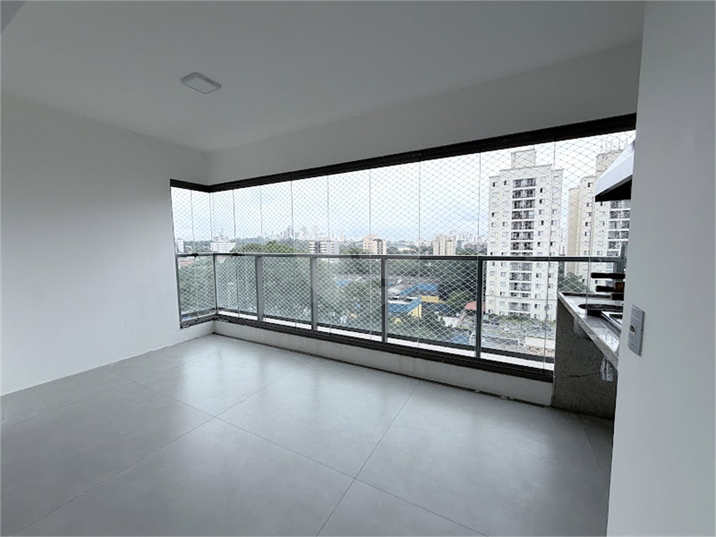 Apartamento à venda com 3 quartos, sendo 1 suíte, em Vila Leopoldina, São Paulo, SP