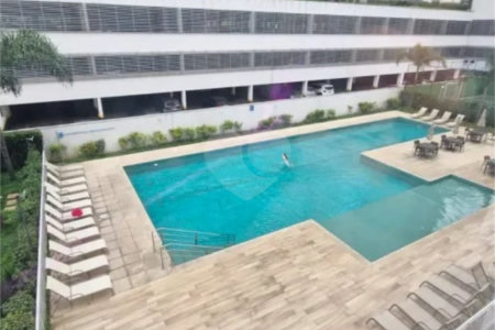 Apartamento à venda com 2 quartos, sendo 1 suíte,  em Continental, Osasco, SP