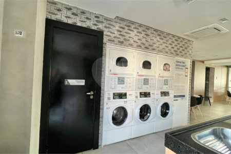Apartamento à venda com 1 quarto em Santo Amaro, São Paulo, SP