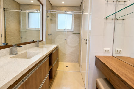 Apartamento à venda com 3 suítes em Jardim, Santo André, SP
