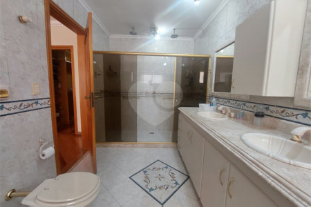 Casa à venda com 3 suítes no condomínio Rio Mar..., Rio de Janeiro - RJ