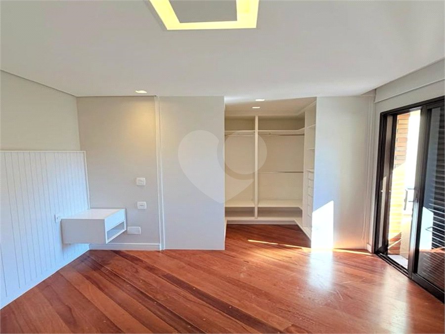 Apartamento para alugar com 2 suítes em Vila Andrade, São Paulo, SP