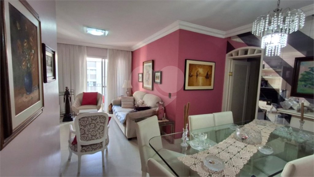 Apartamento à venda com 3 quartos, sendo 1 suíte,  em Indianópolis, São Paulo, SP
