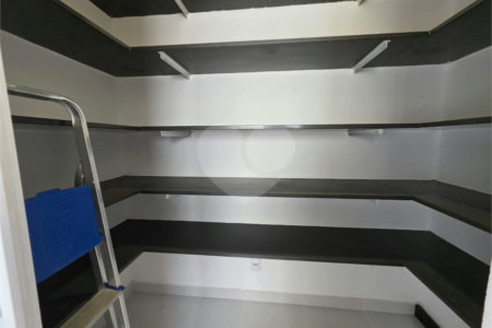 Apartamento à venda ou para alugar com 3 suítes no Centro, Vinhedo, SP
