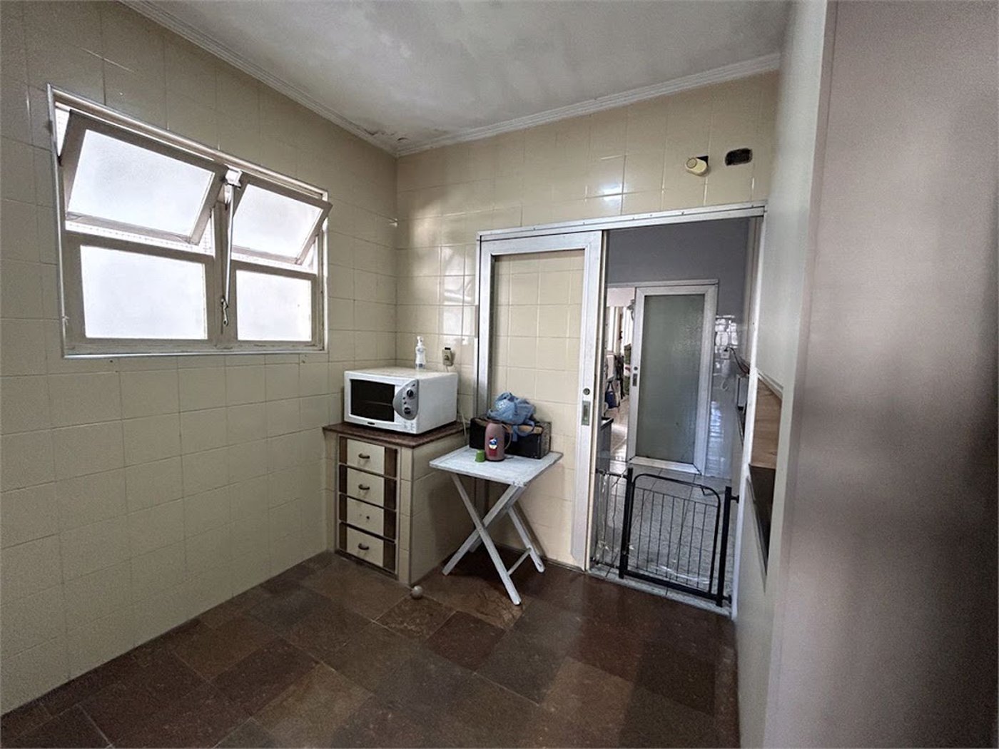 Apartamento com 4 dormitórios à venda, 301 m² por R$ 1.200.000,00 - Gonzaga - Santos/SP