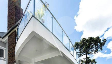 Casa à venda com 3 suítes no condomínio Condade Di Alphaville, Gramado - RS