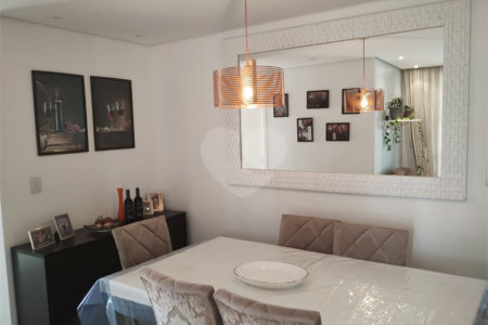 Apartamento à venda com 3 quartos, sendo 1 suíte,  em Jardim Ester Yolanda, São Paulo, SP