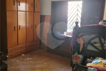 Sobrado à venda com 3 quartos em Vila Marari, São Paulo, SP