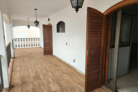 Sobrado à venda ou para alugar com 4 quartos, sendo 2 suítes, no Centro, Araraquara, SP