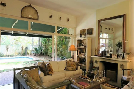 Casa à venda com 4 quartos, sendo 2 suítes, em Jardim Morumbi, São Paulo, SP