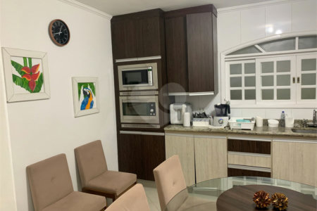 Sobrado à venda com 3 quartos, sendo 1 suíte, em Residencial Novo Horizonte I, Mogi das Cruzes, SP