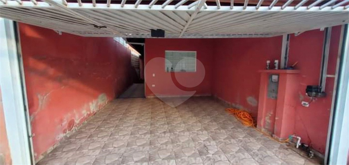 Casa à venda com 3 quartos, sendo 1 suíte, em Jardim Imperial, Atibaia, SP