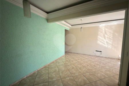 Apartamento à venda com 2 quartos, sendo 1 suíte,  em Camargos, Guarulhos, SP