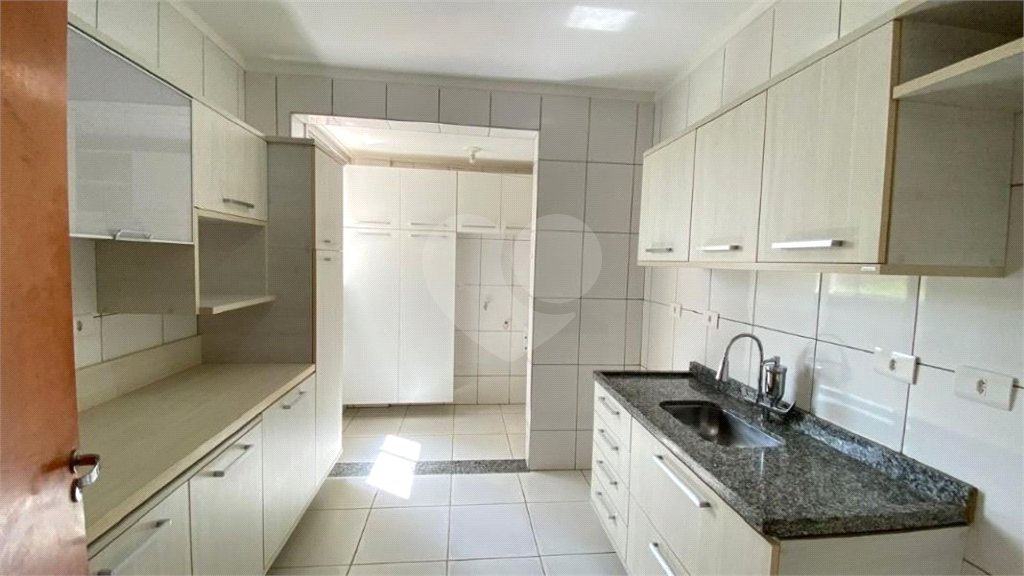 Apartamento à venda com 2 quartos em Jardim Novo Aeroporto, Três Lagoas, MS