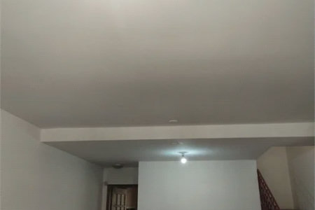 Sobrado à venda com 3 quartos, sendo 1 suíte, em Parque Ipê, São Paulo, SP