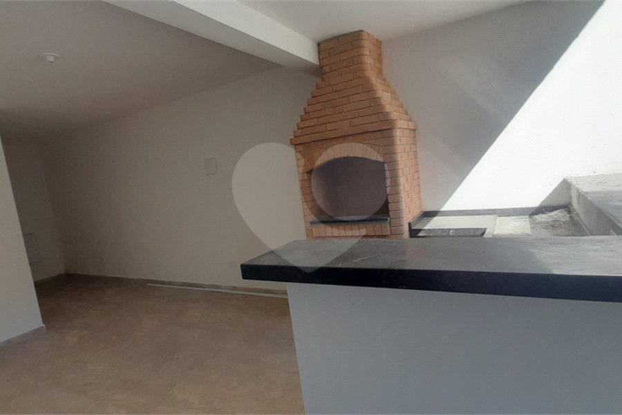 Sobrado à venda com 3 quartos, sendo 1 suíte, em Serra da Cantareira, Mairiporã, SP