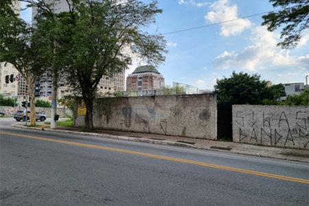 Terreno à venda em Chácara Santo Antônio (zona Sul), São Paulo, SP