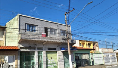 Sobrado à venda com 8 quartos em Penha, São Paulo, SP