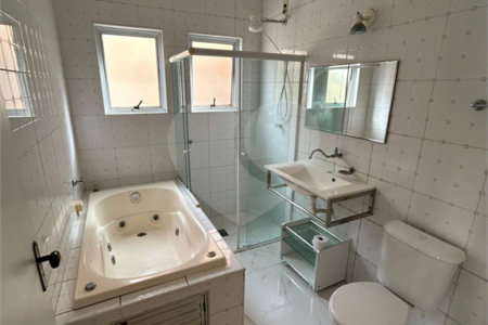 Casa à venda com 4 quartos, sendo 1 suíte, no condomínio Raizes, Paulínia - SP