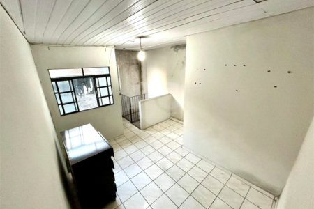 Casa à venda com 2 quartos em Vila Carrão, São Paulo, SP