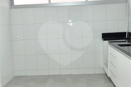 Apartamento à venda com 3 quartos, sendo 1 suíte, em Perdizes, São Paulo, SP