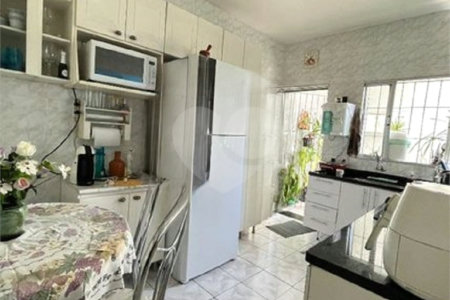 Sobrado à venda com 3 quartos, sendo 1 suíte, em Jardim Oriental, São Paulo, SP