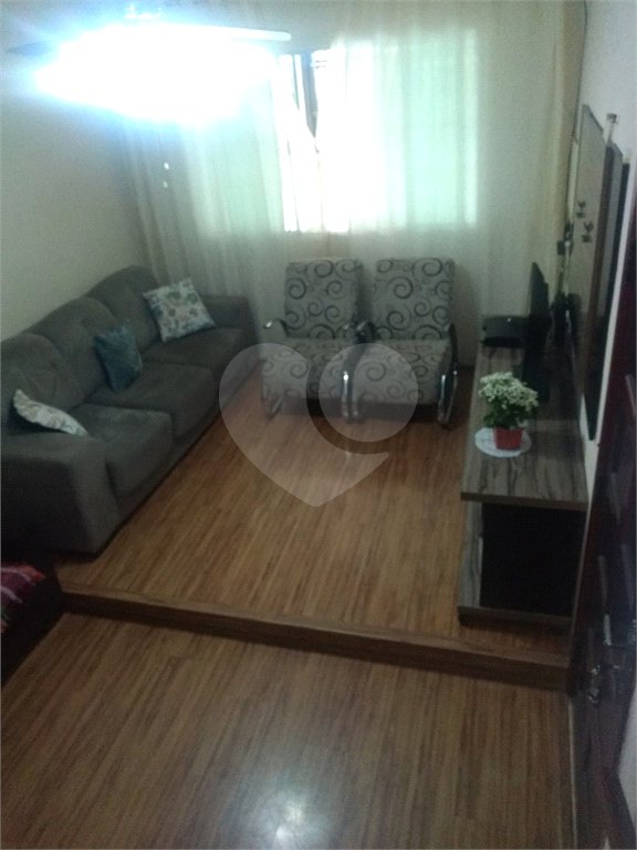 Sobrado à venda com 2 quartos em Tremembé, São Paulo, SP