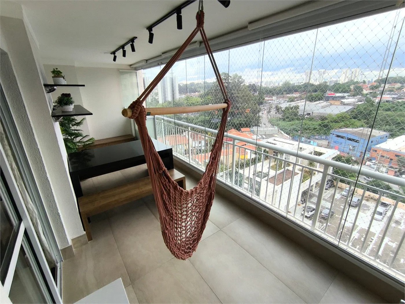 Apartamento à venda com 3 quartos, sendo 1 suíte, em Jardim Vazani, São Paulo, SP