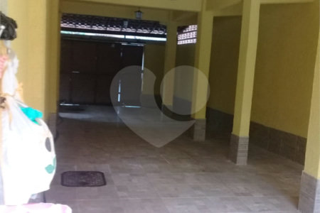 Casa Térrea à venda com 5 quartos, sendo 1 suíte, em Cosmos, Rio de Janeiro, RJ