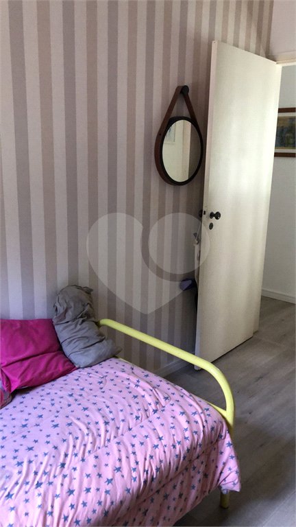 Casa à venda com 3 quartos, sendo 1 suíte,  no condomínio Alpes da Cantareira, Mairiporã - SP