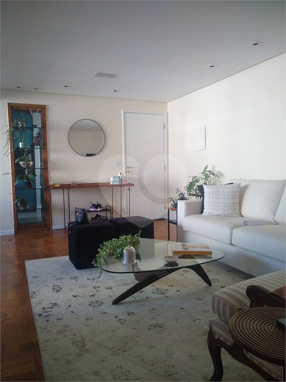 Apartamento à venda com 2 quartos, sendo 1 suíte, em Jardim América, São Paulo, SP