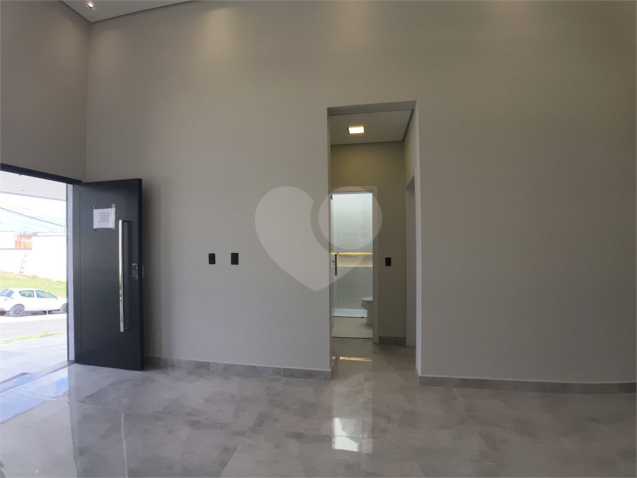 Casa à venda com 3 quartos, sendo 1 suíte,  no condomínio Horto Florestal Villagio, Sorocaba - SP