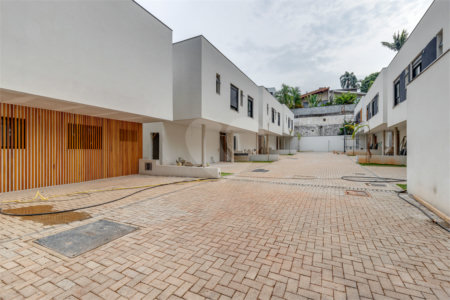 Casa à venda com 4 suítes no condomínio Ocean Village, São Paulo - SP