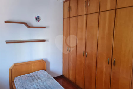 Sobrado à venda com 2 quartos, sendo 1 suíte, em Jardim Ivana, São Paulo, SP
