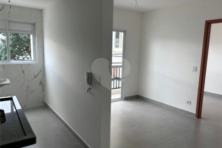 Apartamento à venda com 1 quarto em Vila Vitório Mazzei, São Paulo, SP