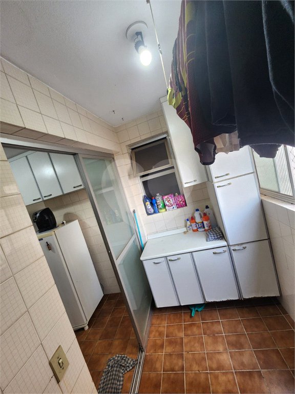 Apartamento à venda com 3 quartos, sendo 1 suíte,  em Jardim Simus, Sorocaba, SP