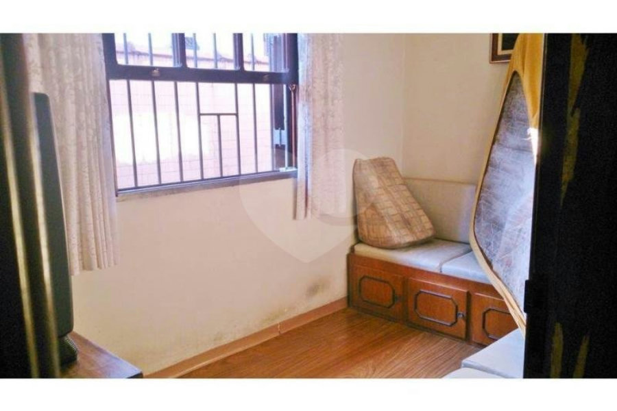 Sobrado à venda com 3 quartos, sendo 1 suíte, em Parada Inglesa, São Paulo, SP