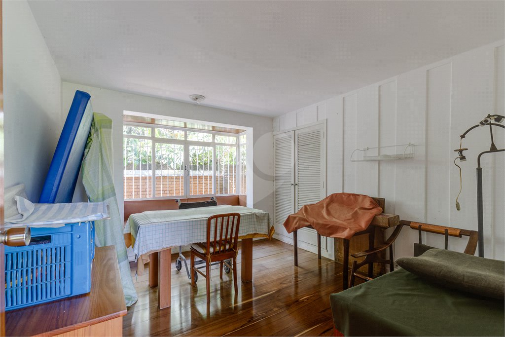 Casa Térrea à venda com 4 quartos, sendo 1 suíte, em Chácara Monte Alegre, São Paulo, SP