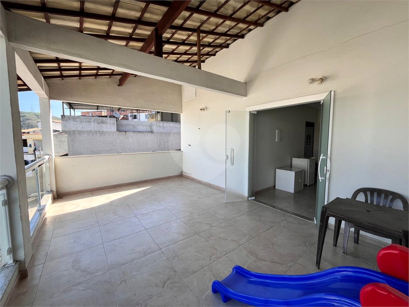 Casa à venda com 4 quartos, sendo 1 suíte, em Campo Grande, Rio de Janeiro, RJ