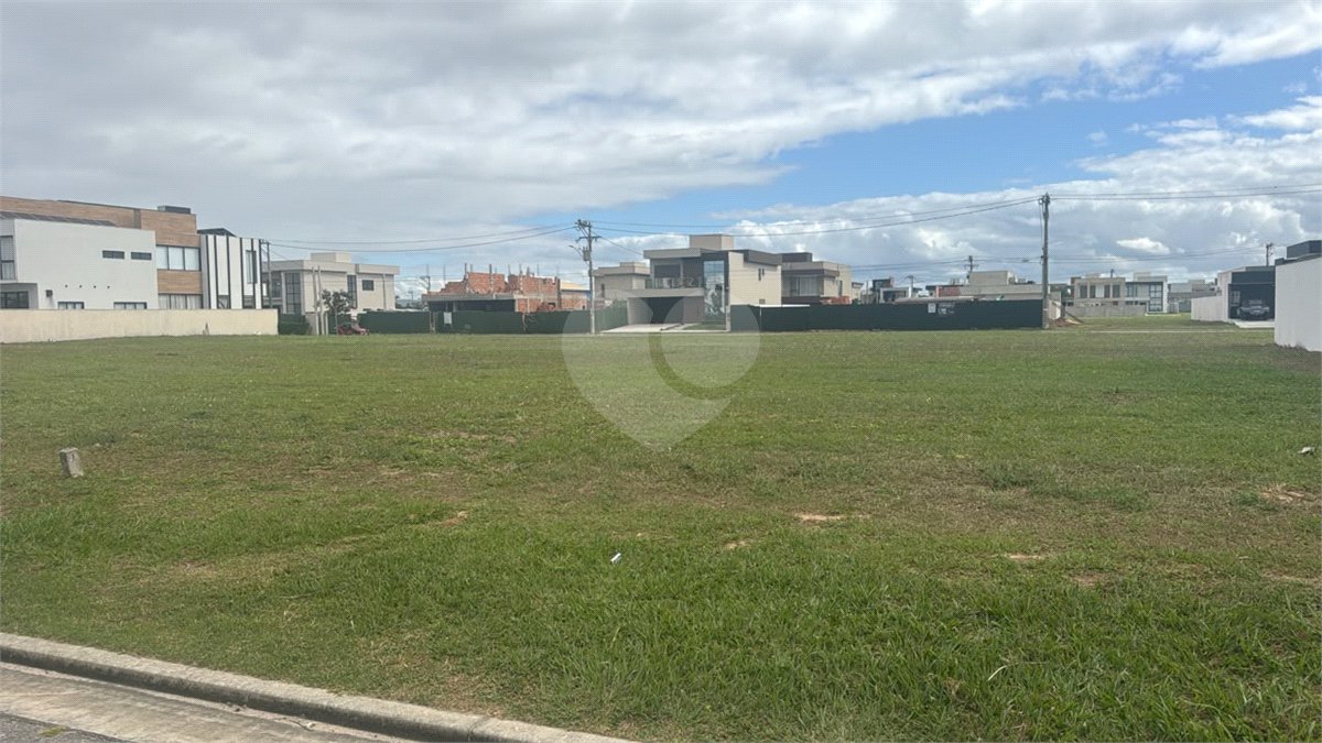 Terreno à venda em Ogiva, Cabo Frio, RJ