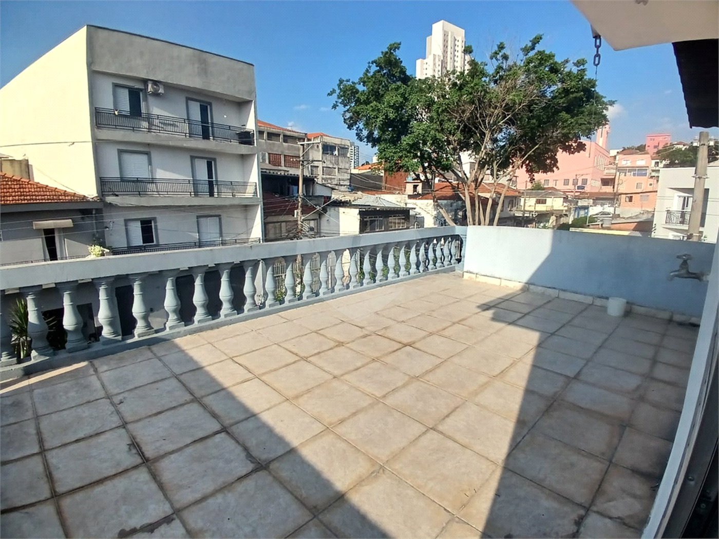 Casa à venda com 4 quartos, sendo 2 suítes, em Vila Gustavo, São Paulo, SP