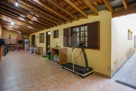Casa à venda com 4 suítes em Cidade São Francisco, São Paulo, SP