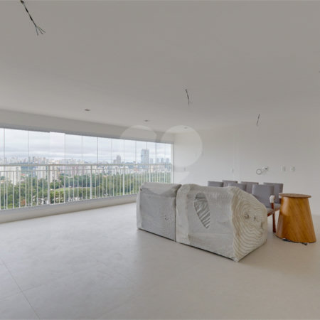 Apartamento à venda com 2 suítes em Santo Amaro, São Paulo, SP