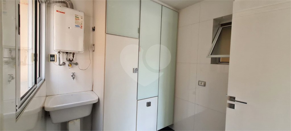Sobrado à venda com 4 quartos, sendo 1 suíte, em Jabaquara, São Paulo, SP