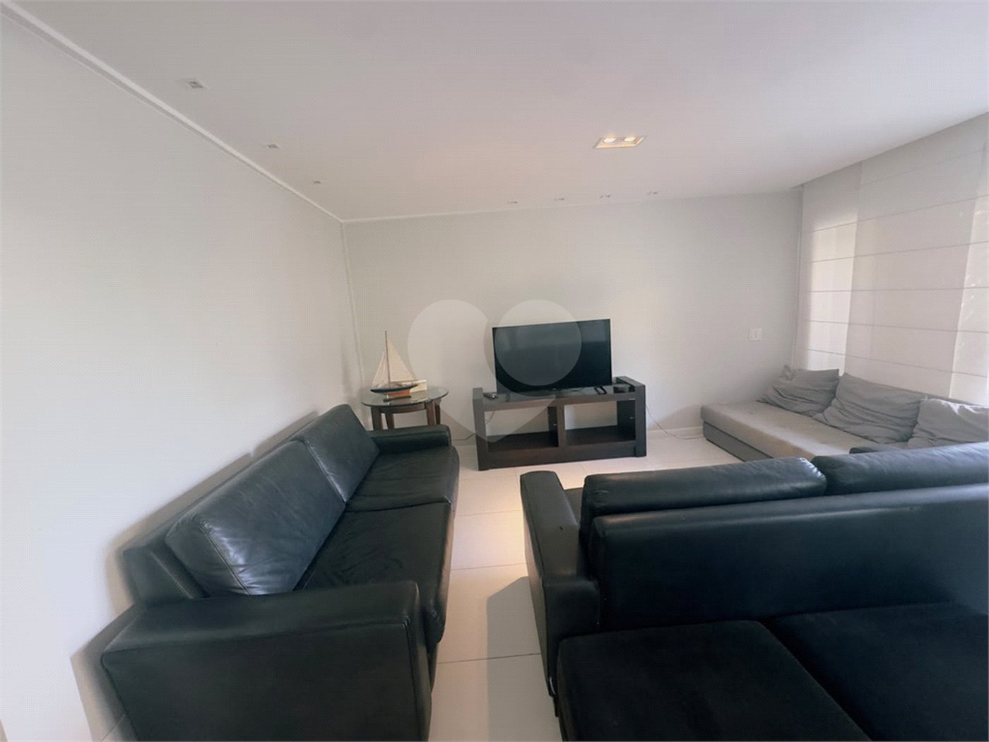 Casa em condomínio à venda com 4 quartos, sendo 3 suítes, em Manguinhos, Armação dos Búzios, RJ