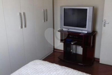 Sobrado à venda com 3 quartos em Vila Maria Alta, São Paulo, SP